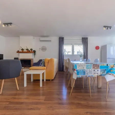 Malaga By Interhome Ferienhaus