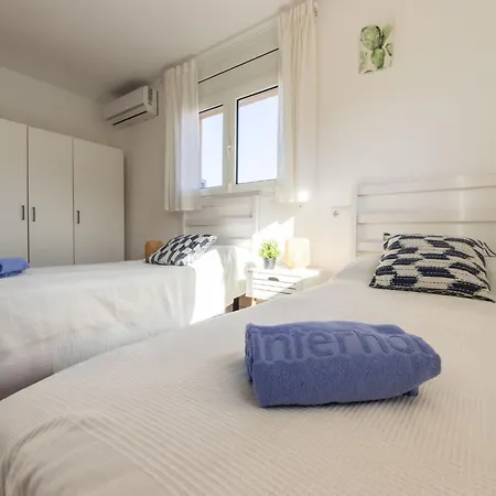 Malaga By Interhome Salou